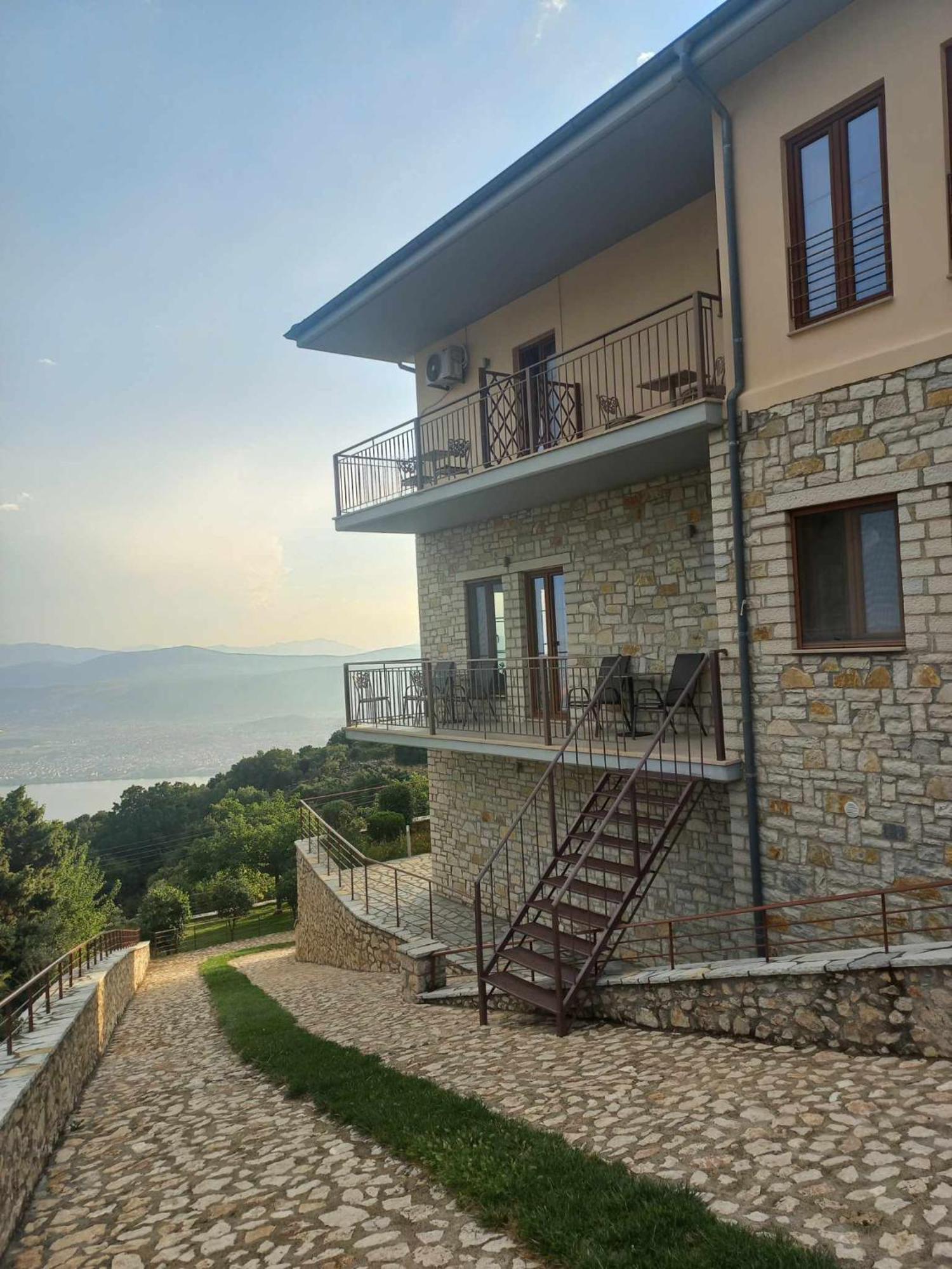 Arktos Hotel Ioannina Exterior photo